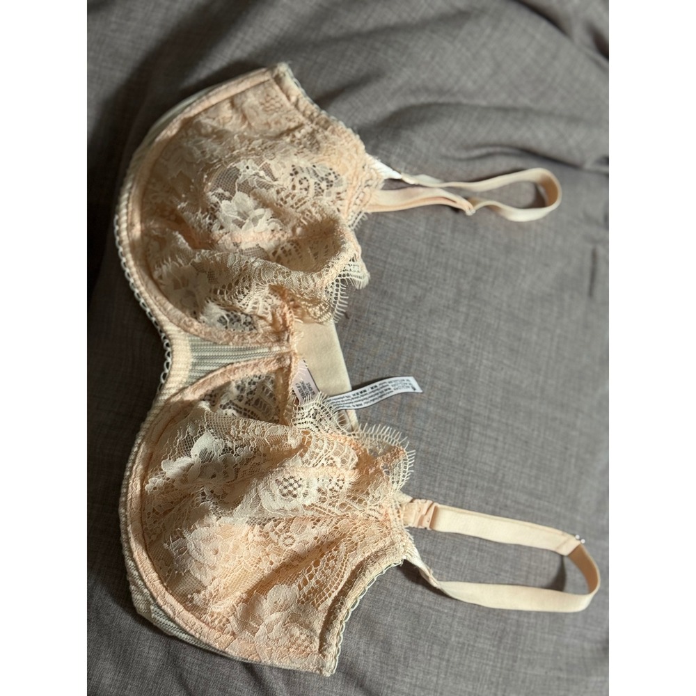 Victoria's Secret Lace Push Up Bra 36DDD Beige Nude Pink - 36DDD Underwire